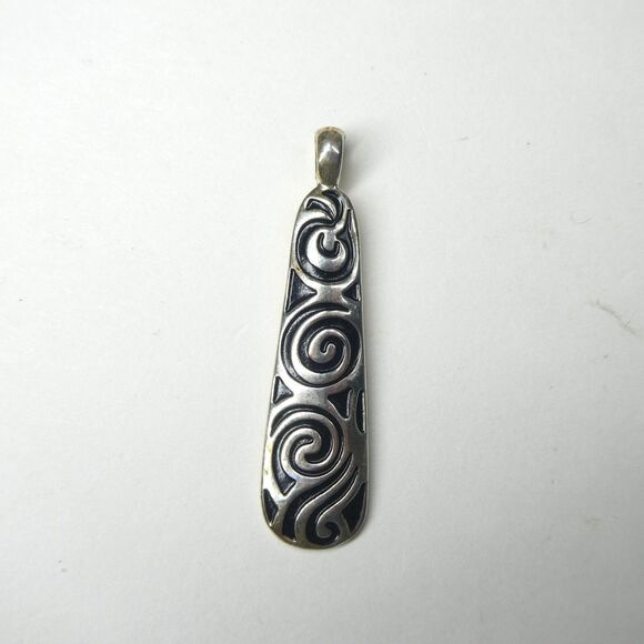 Solver Pendant Irish Silver Black Swirl Vintage - Picture 1 of 8